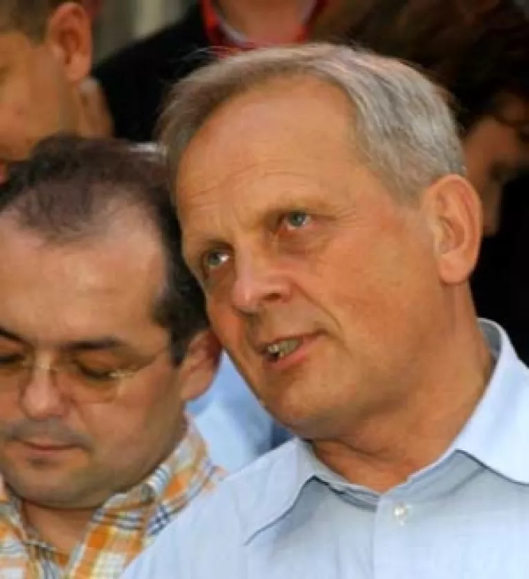 PD si PLD sustin motiunea mai tare ca PSD