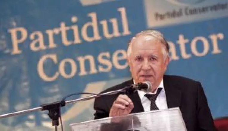 "Pentru criminali as introduce pedeapsa cu moartea"