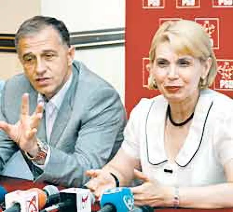 Pesedistii si conservatorii nu discuta despre "pielea ursului din padure"