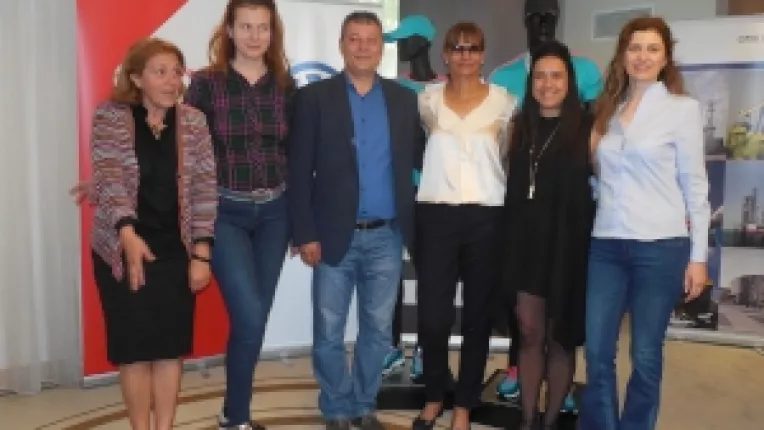 Peste 13.000 de oameni din peste 60 de tari vor alerga la cea de-a 5-a editie a OMV Petrom Semimaratonul Bucuresti