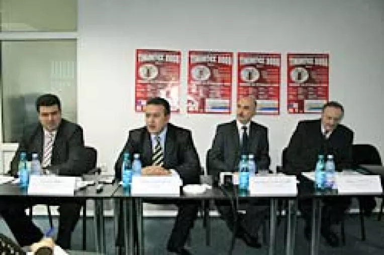 Peste 400 de expozanti la editia jubiliara a Targului TINIMTEX