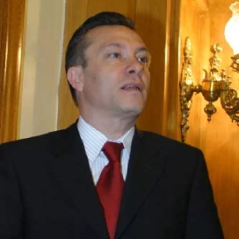 PNL e dispus sa negocieze cu PSD