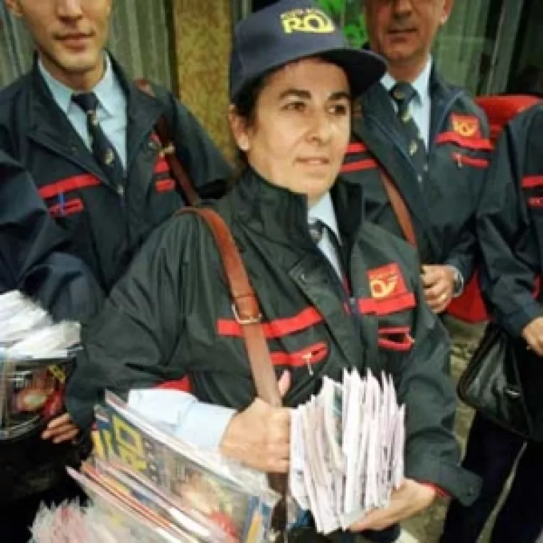 Posta Romana a redus comisionul perceput pentru distribuirea pensiilor