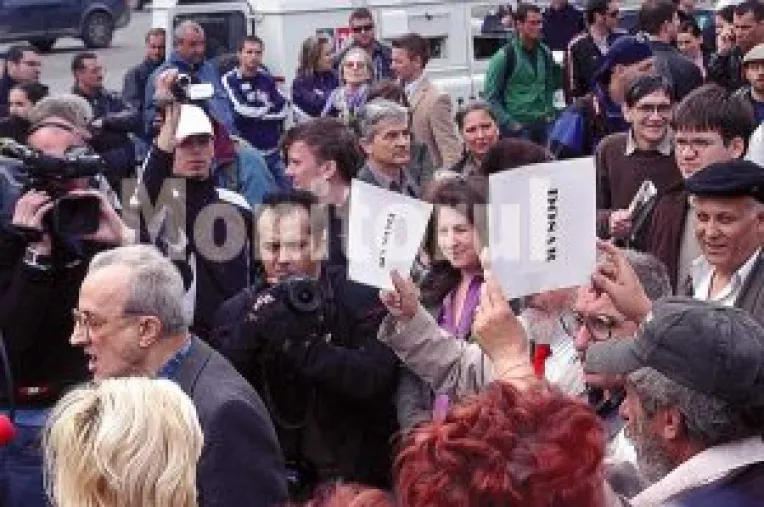 Pregatiri pentru mitingul pro-Basescu