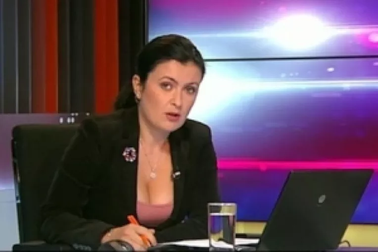 Prestatia Sorinei Matei o scarbeste pe Roxana Iordache 