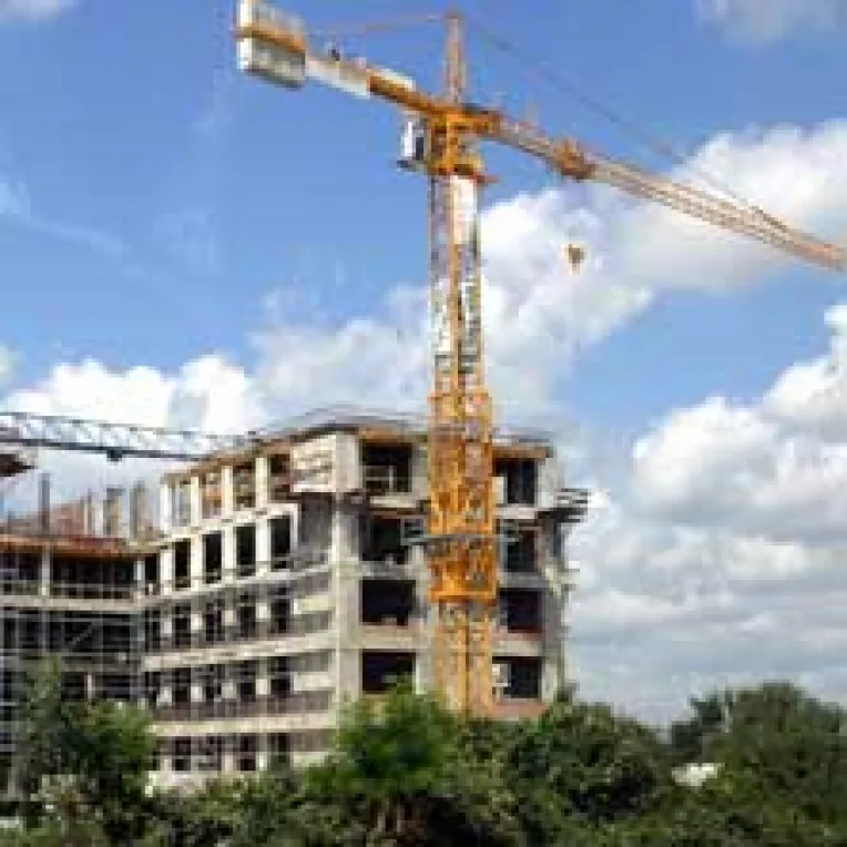 Preturile apartamentelor noi, comparabile cu cele vechi