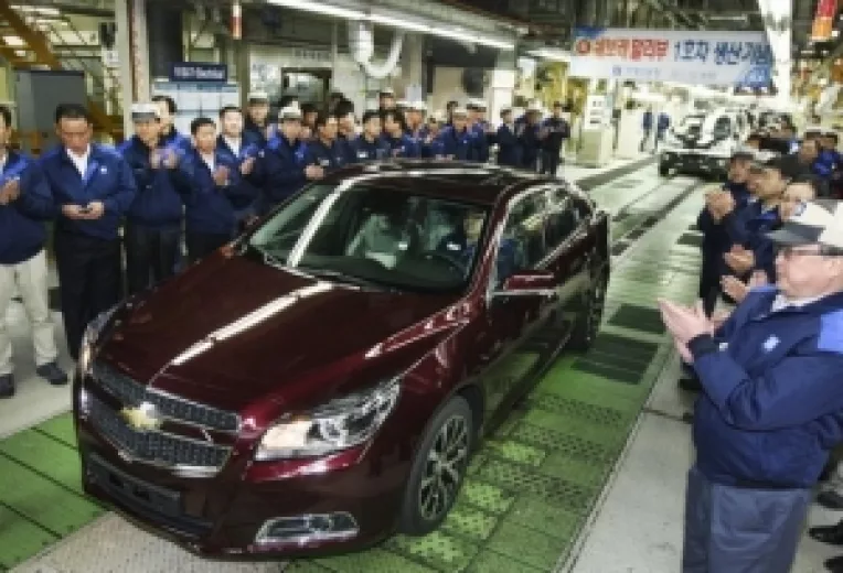 Primul Chevrolet Malibu a vazut lumina zilei pe liniile de asamblare ale General Motors din Bupyeong, Incheon