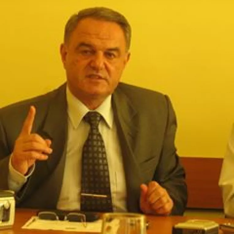 Printre cei 5 noi cetateni de onoare ai Calarasiului se afla si profesorul doctor in istorie CONSTANTIN TUDOR