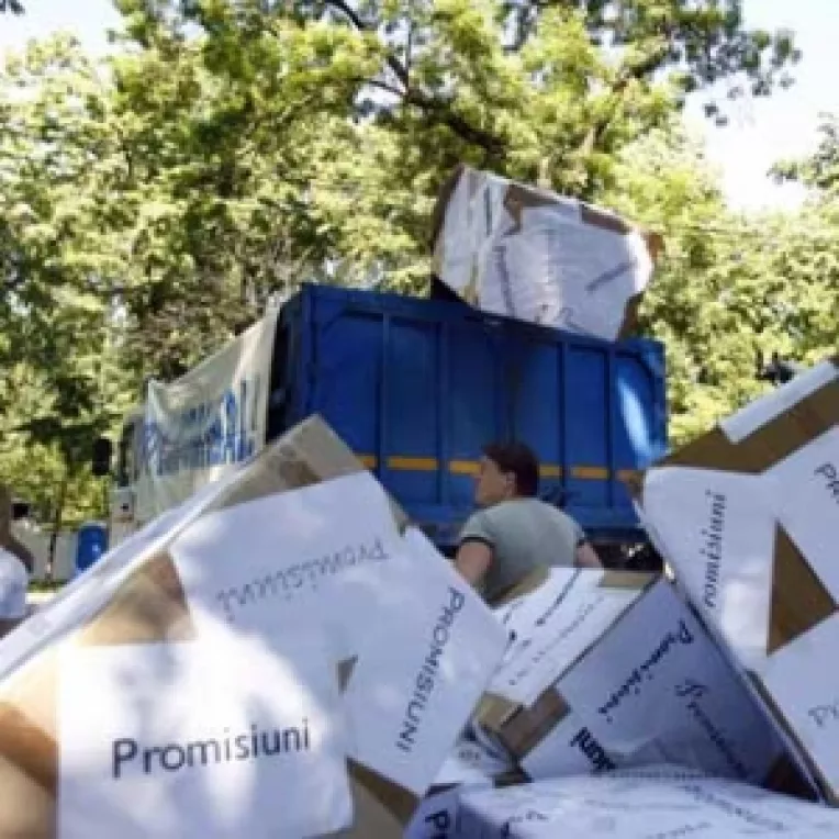 Pro Democratia a blocat intrarea in sediul central al PSD
