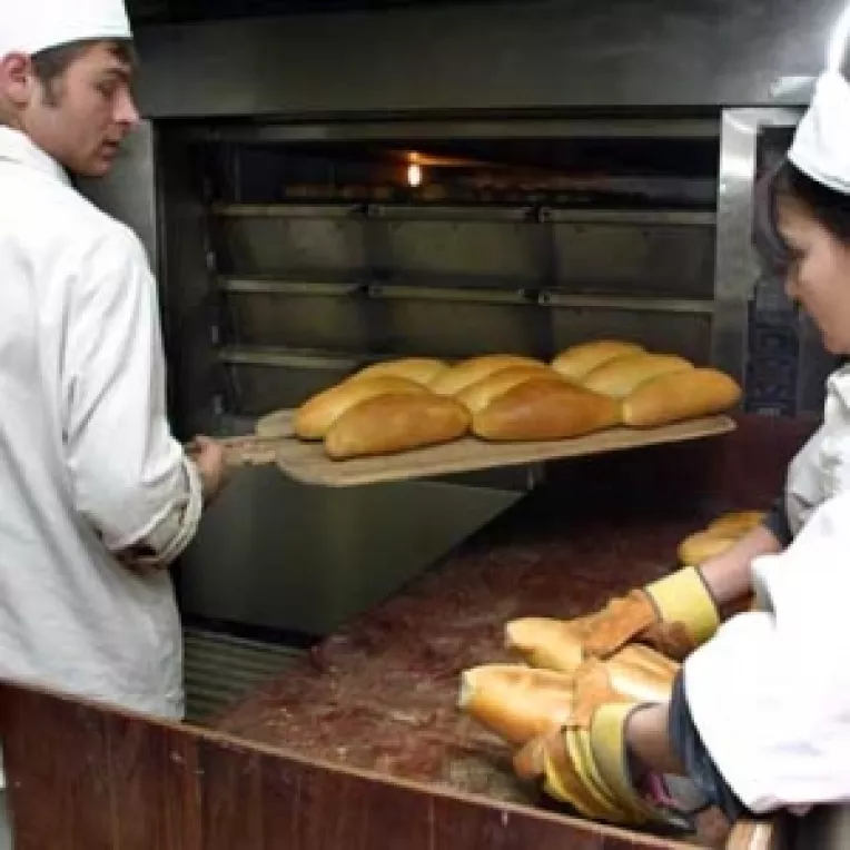 Producatorii de paine risca amenzi de pana la 10% din cifra de afaceri

