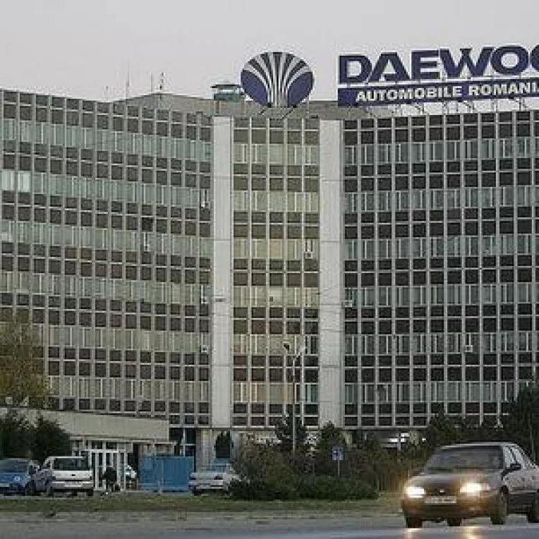  Proiectul de lege privind privatizarea Automobile Craiova, avizat de Senat