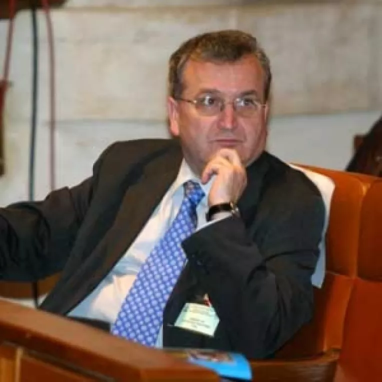 Puscas avertizeaza UDMR
