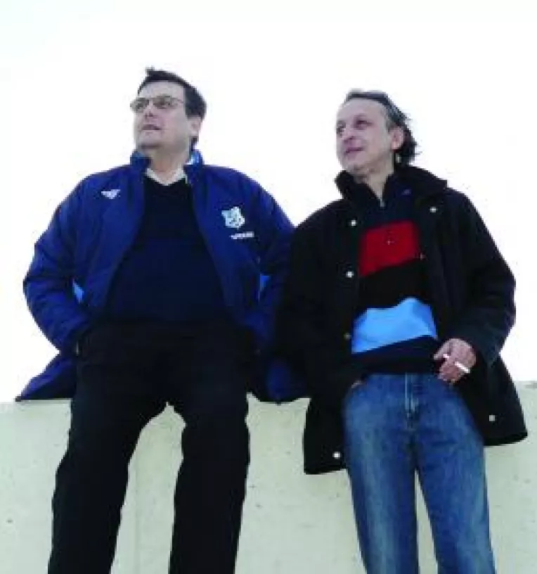 Rebelii, ca si vanduti