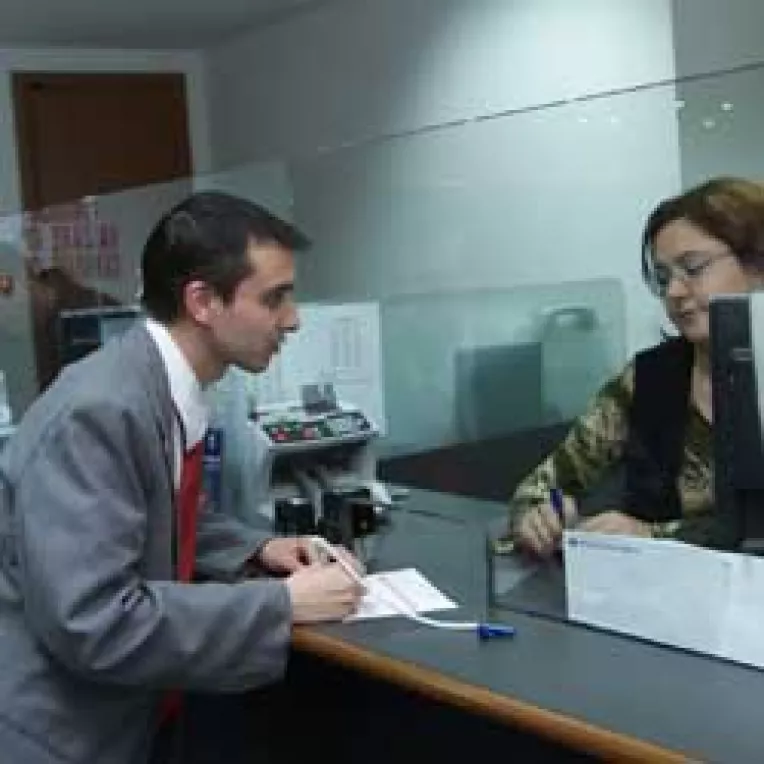 Refinantarea reduce costul creditelor