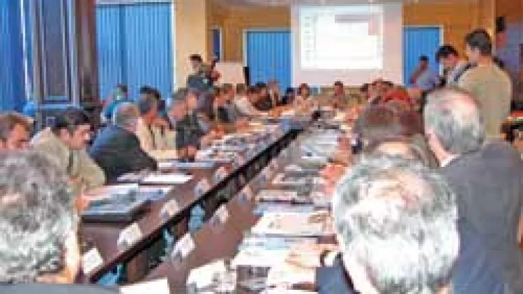 Romanii cumpara produse contrafacute pentru ca nu-si permit originale