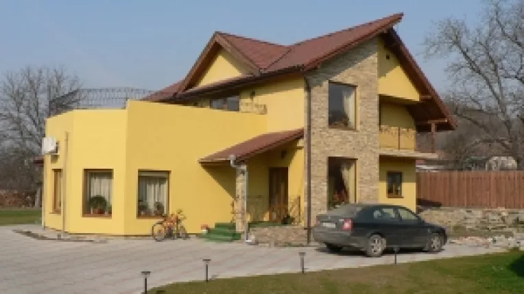 Romanii nu mai vor credite ipotecare