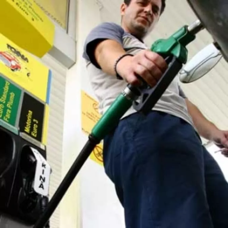 Rompetrol ieftineste benzina si motorina 
