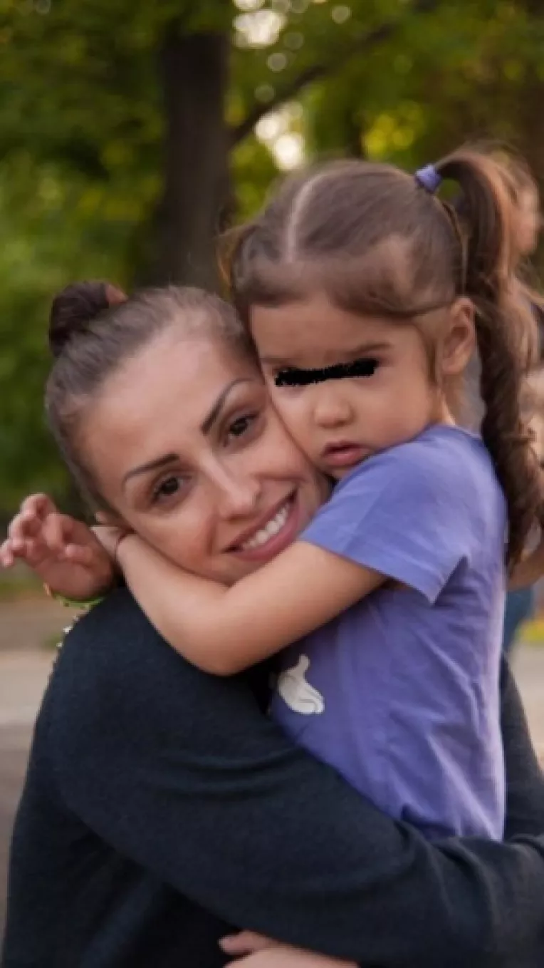 Roxana (ex Trident) a pierdut procesul in care cerea sa locuiasca cu fetita sa