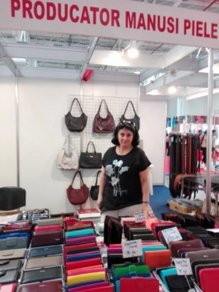 Sempre Trim srl din Timisoara produce obiecte superbe din piele, pe care le gasiti si la TIBCO 2018