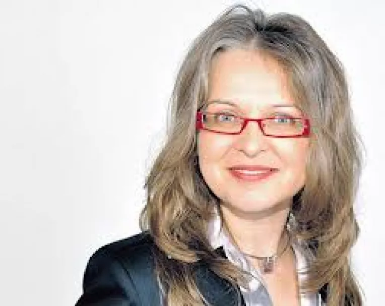 Senatoarea Gabriela Cretu il contrazice pe Tariceanu: Venitul minim garantat NU va fi desfiintat!