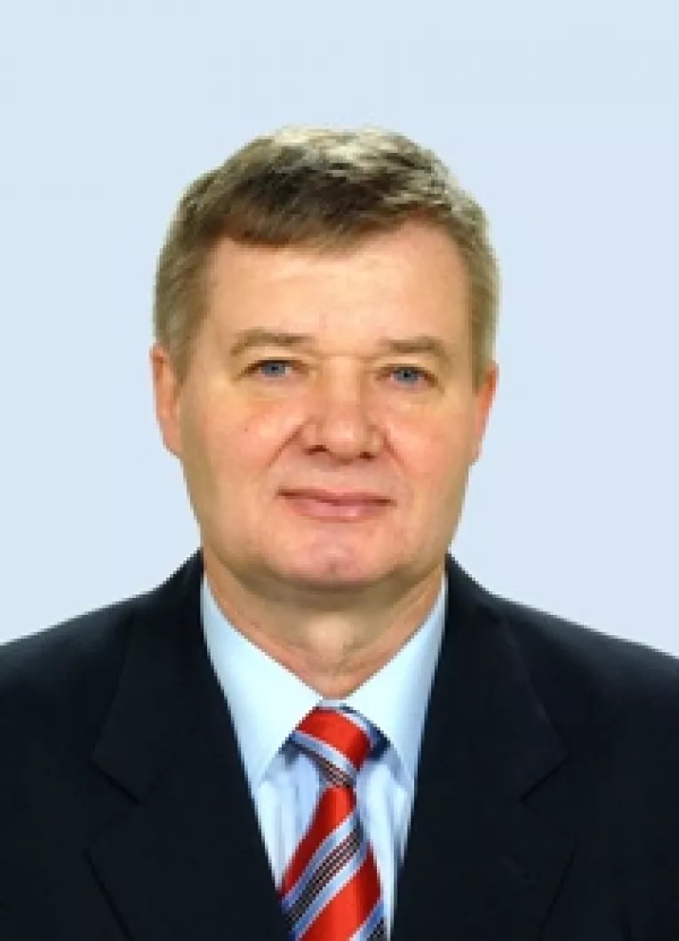 Senatorul Gheorghe Marcu semnaleaza discrepanta dintre realitatea economica a Romaniei si declaratiile premierului Emil Boc