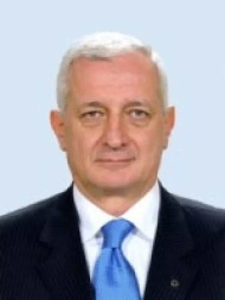 Senatorul Gyorgy Frunda: "Daca UDMR ramane la guvernare risca sa nu mai treaca pragul electoral"