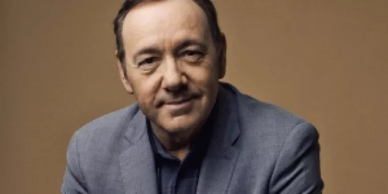 Serialul House of Card, anulat dupa acuzatiile de agresiune sexuala la adresa actorului Kevin Spacey