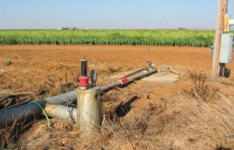 Sistemul de irigatii, nefunctional din cauza hotilor