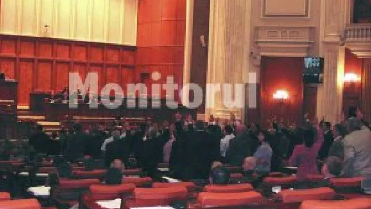 Soarta votului uninominal a ramas indecisa