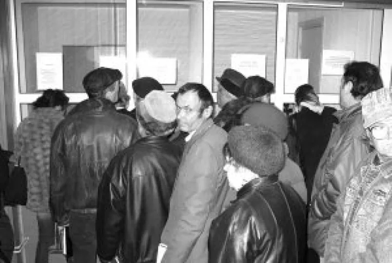 Statul ii asigura pe cei care muncesc in conditii grele