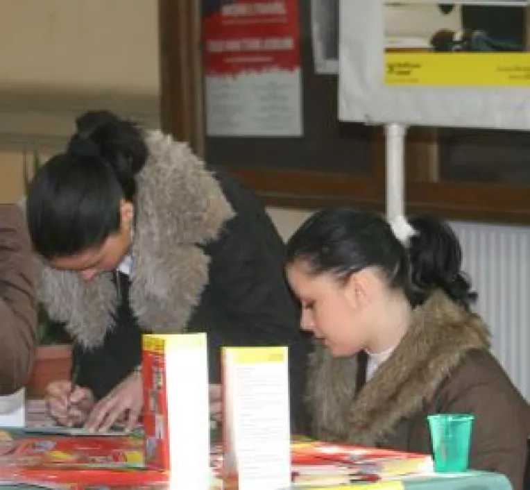 Targ de joburi si burse pentru elevi si studenti