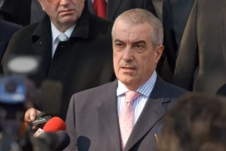 Tariceanu face lobby pentru Stavarache