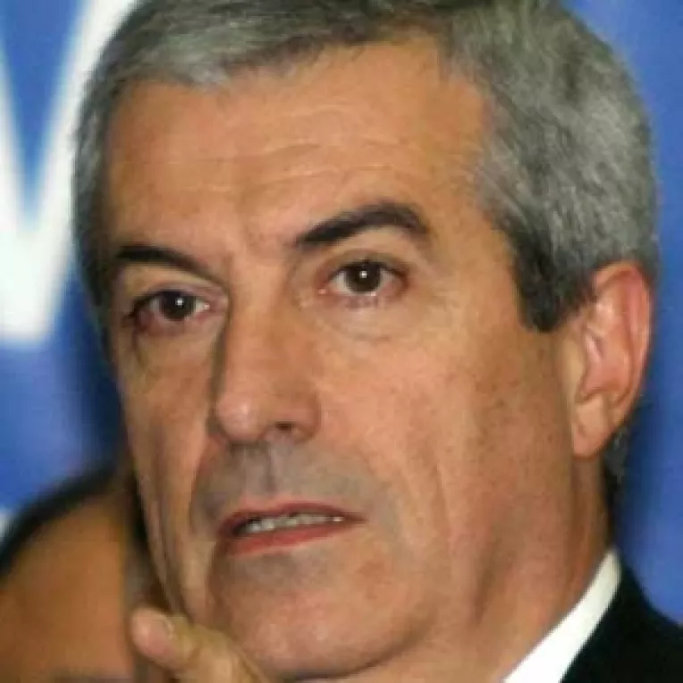 Tariceanu "glumeste" din nou pe seama lui Remes