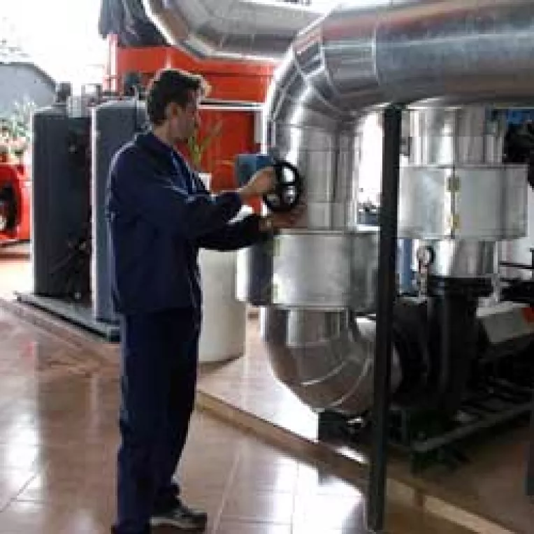 Termoficarea frantuzeasca reduce facturile la intretinere cu peste 20%