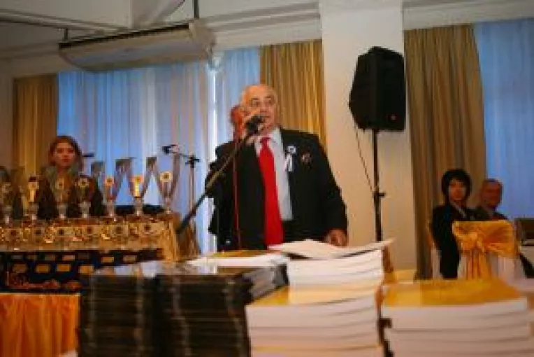 Topul defect al firmelor