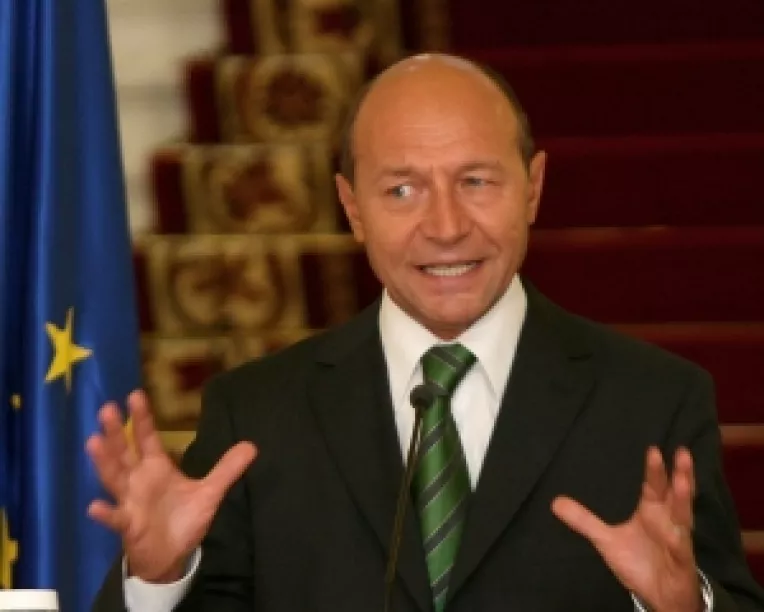 Traian Basescu: "Guvernul avea nevoie de sustinerea politica a celui mai mare partid parlamentar, PD-L, pentru a avea sansa sa treaca!"