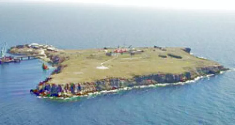 Ucraina infiinteaza o localitate pe Insula Serpilor, iar Romania sta la mila Curtii de la Haga