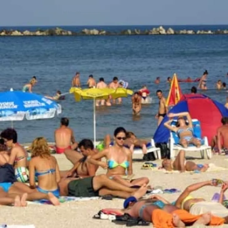 Un milion de turisti romani pe Litoral, anul acesta  
