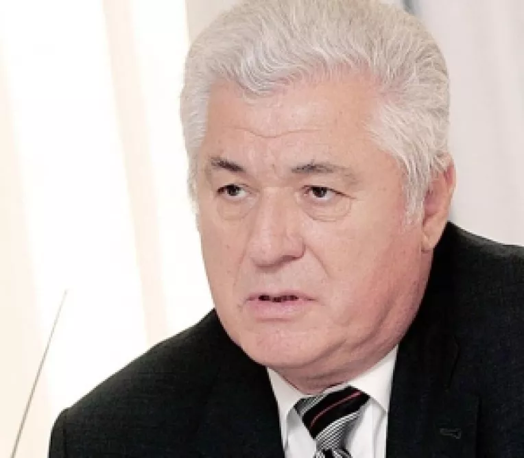 Vladimir Voronin a dizolvat Parlamentul moldovean