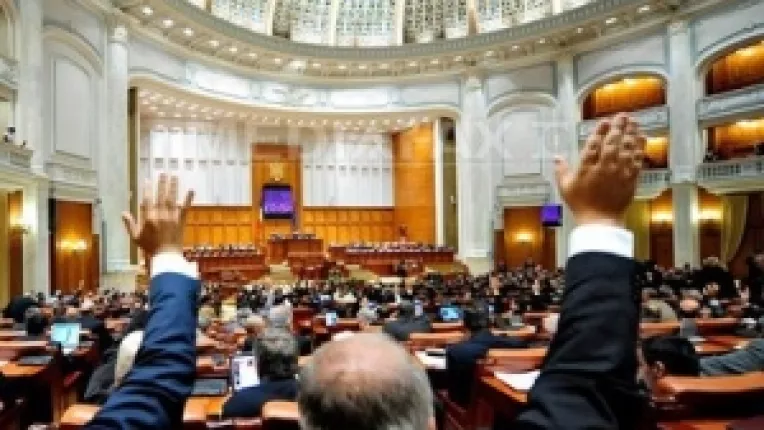 Vot impotriva arestarii: Deputatii puterii sunt solidari cu pedelistul Dan Pasat 
